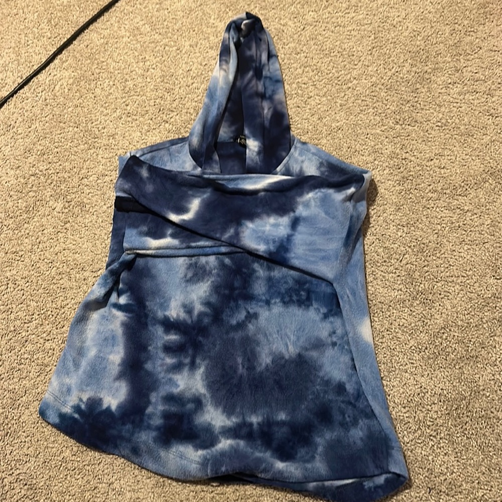 blue/white tie dye hoodie